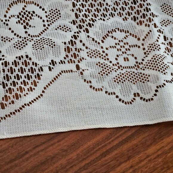 Vintage Cream Floral Lace Tablecloth Rectangle 60 X 96 Cottagecore Open Work - Picture 8 of 8